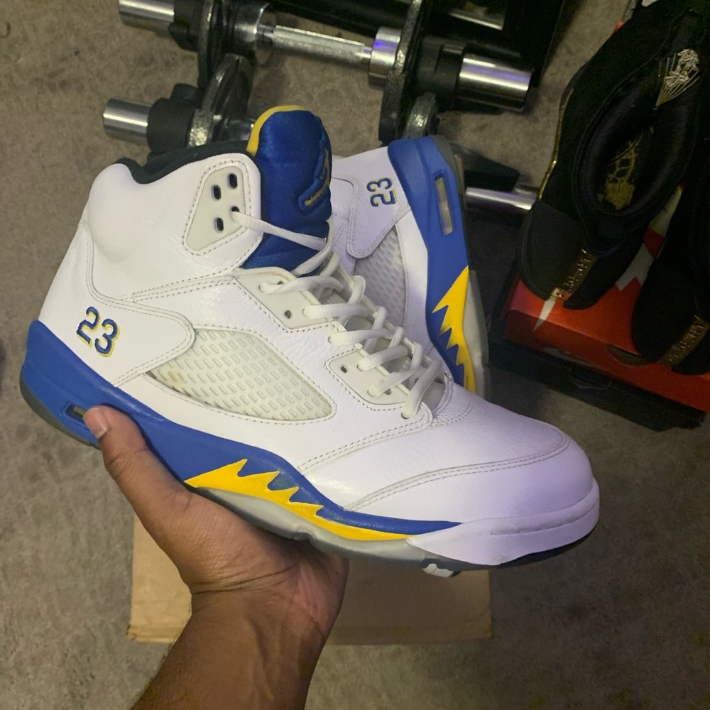 Jordan 5 Laney